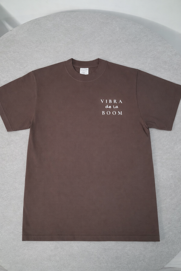 VIBRA de La BOOM –                           Brown Essential Tee